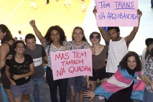 "Caravana trans" para apoiar e torcer por Tifanny Abreu na Super Liga de Vôlei Feminino (2018).